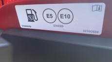 Volvo XC40 2.0 B4P Ultra Dark 5dr Auto Petrol Estate